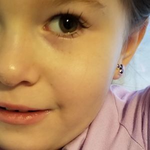 Meet your Posher, Niki